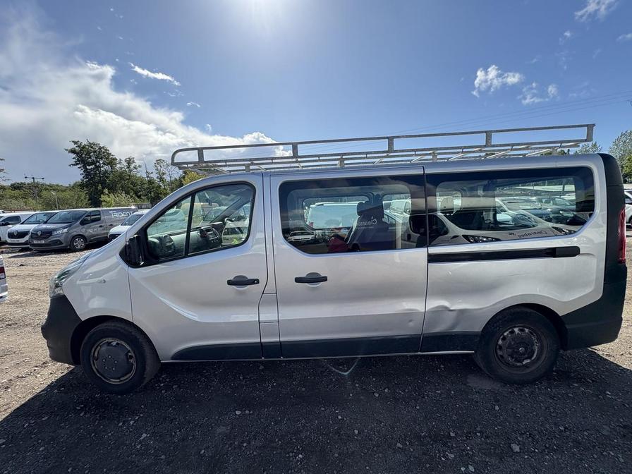 2016 Vauxhall Vivaro Combi Vivaro Combi CDTi S/S – DY66UXW