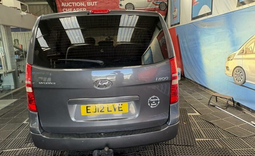 2012 Hyundai i800 i800 Style CRDi Auto – EJ12LVE