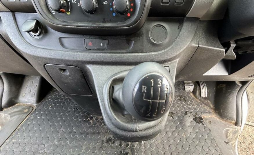 2015 Renault Trafic Trafic SL27 Business+ dCi – EA15BVT