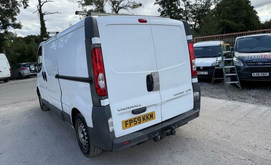 2010 Vauxhall Vivaro Vivaro  2900 CDTI LWB – FP59KKM