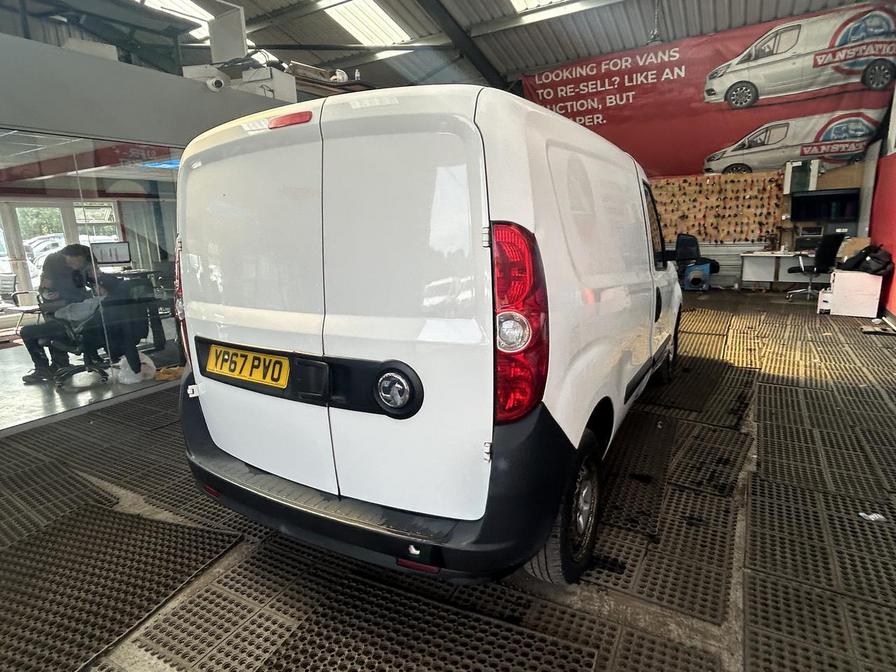 2017 Vauxhall Combo Combo 2000 CDTi – YP67PVO