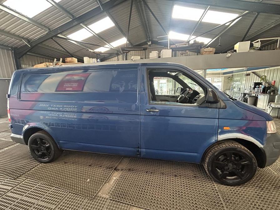 2007 Volkswagen Transporter Transporter T30 102 TDI LWB – RJ07YDT