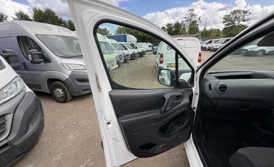 2017 Peugeot Partner Partner Professional L1 Blue HDi – VE67BUJ
