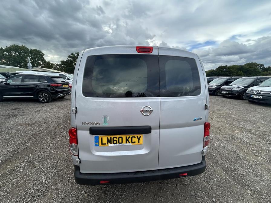2010 Nissan NV200 NV200 SE DCI – LM60KCY