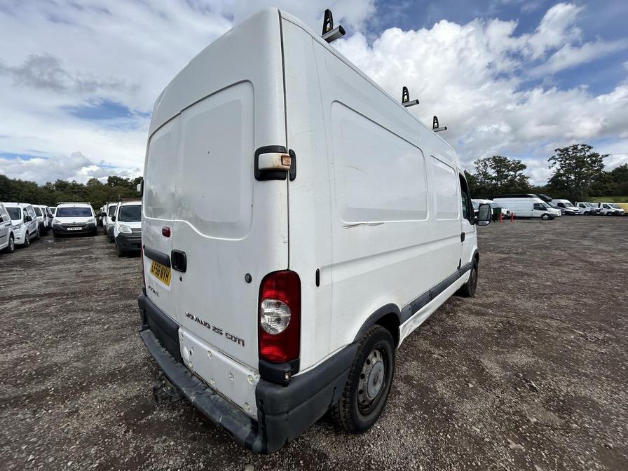 2008 Vauxhall Vivaro 2700 Sportive – LF58NYH