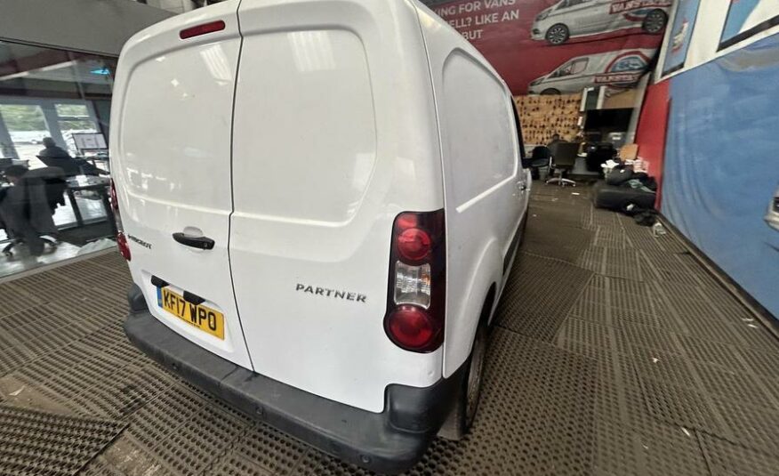 2017 Peugeot Partner Partner 850 S L1 Blue HDi – KF17WPO