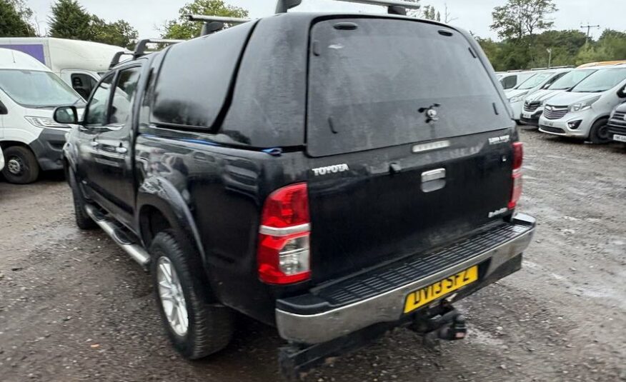 2013 Toyota Hilux HI-Luxury Invincible D-4D 4×4 Double Cab Auto – DV13SFZ