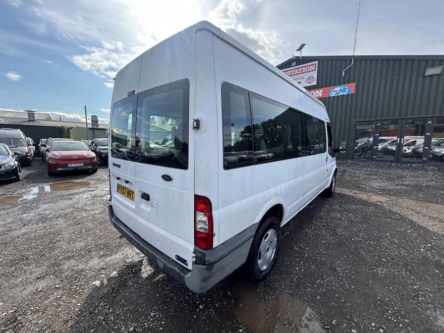 2007 Ford Transit Transit 100 15-Seat RWD – FY07WRT