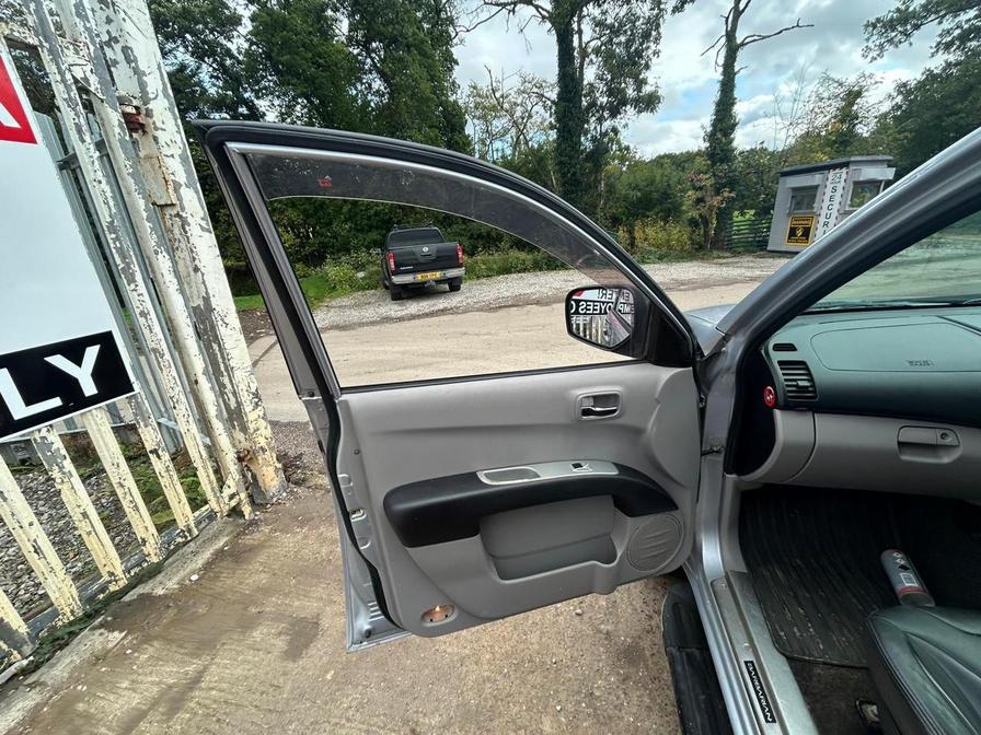 2012 Mitsubishi L200 L200 Barbarian LWB Double Cab DI-D 4×4 Auto – YX12VDF