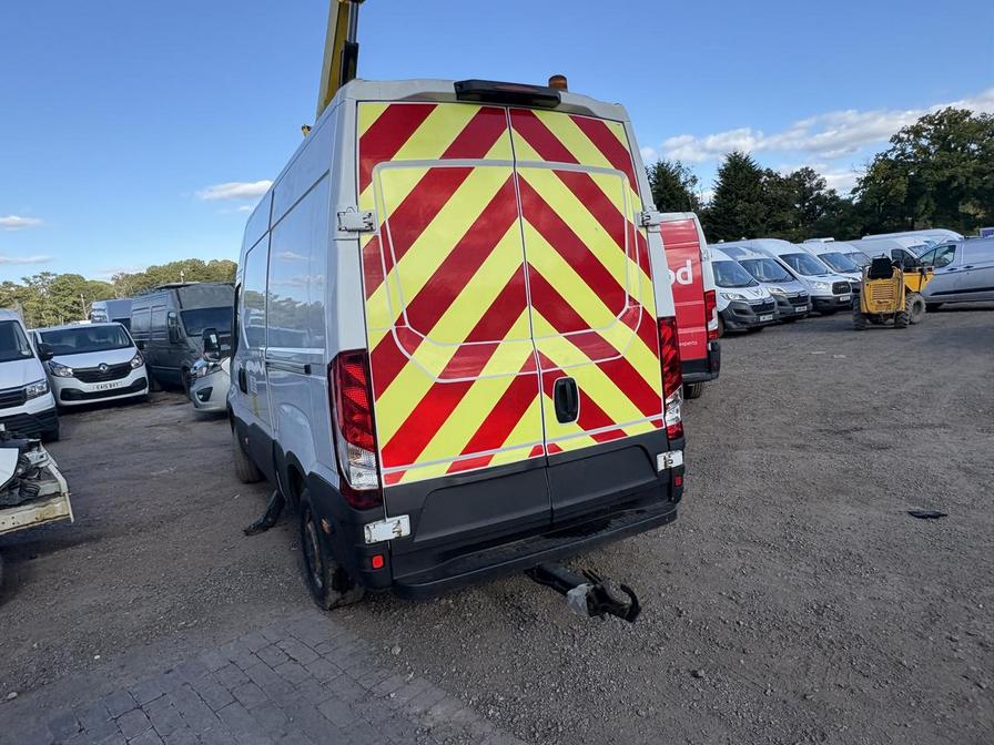 2015 Iveco Daily Daily 35S13 MWB – GM15MFU