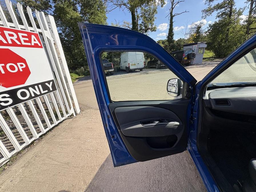 2014 Fiat Doblo Cargo Doblo SX MultiJet – YR64TNF