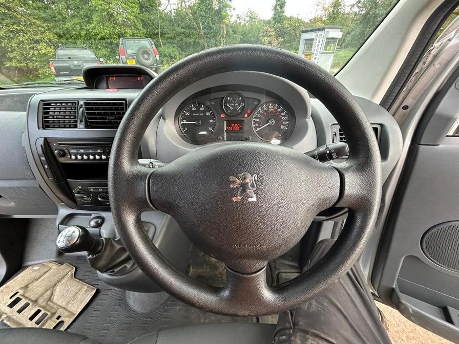 2012 Peugeot Expert Tepee Expert Tepee Comfort HDI – WA62FBK