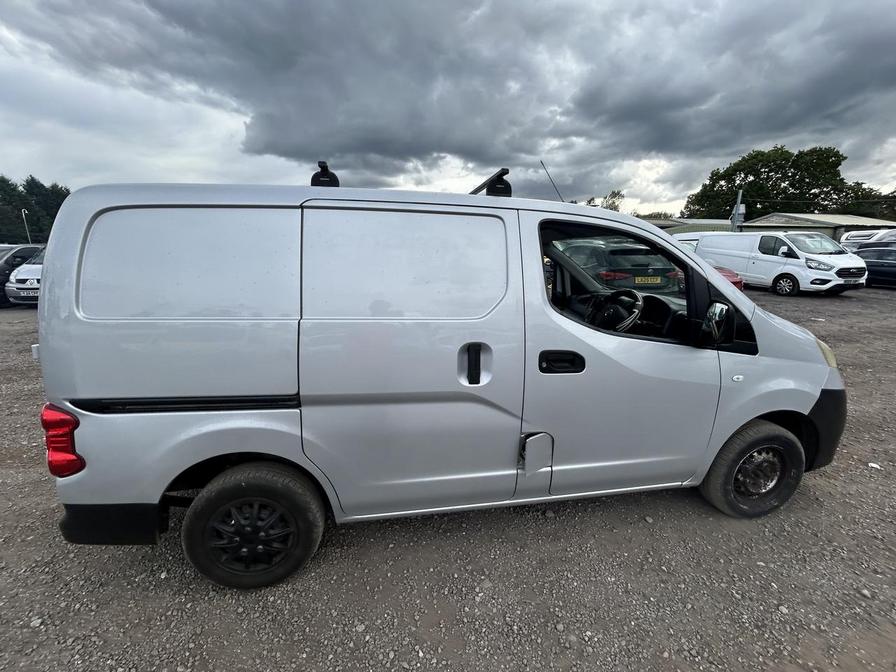 2010 Nissan NV200 NV200 SE DCI – LM60KCY