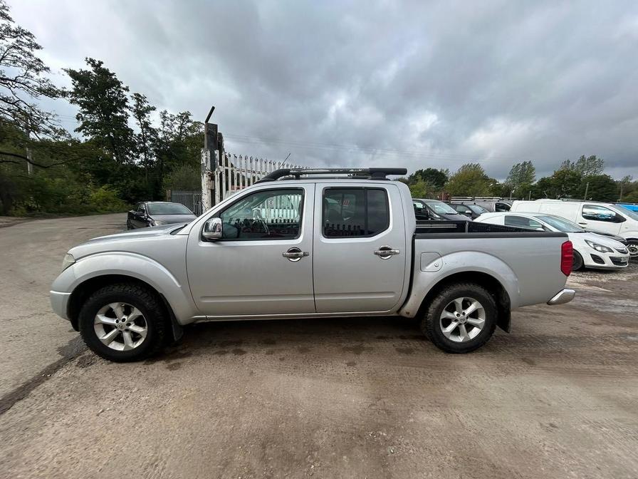 2009 Nissan Navara Navara Aventura Double Cab dCi Auto – YT09UDP