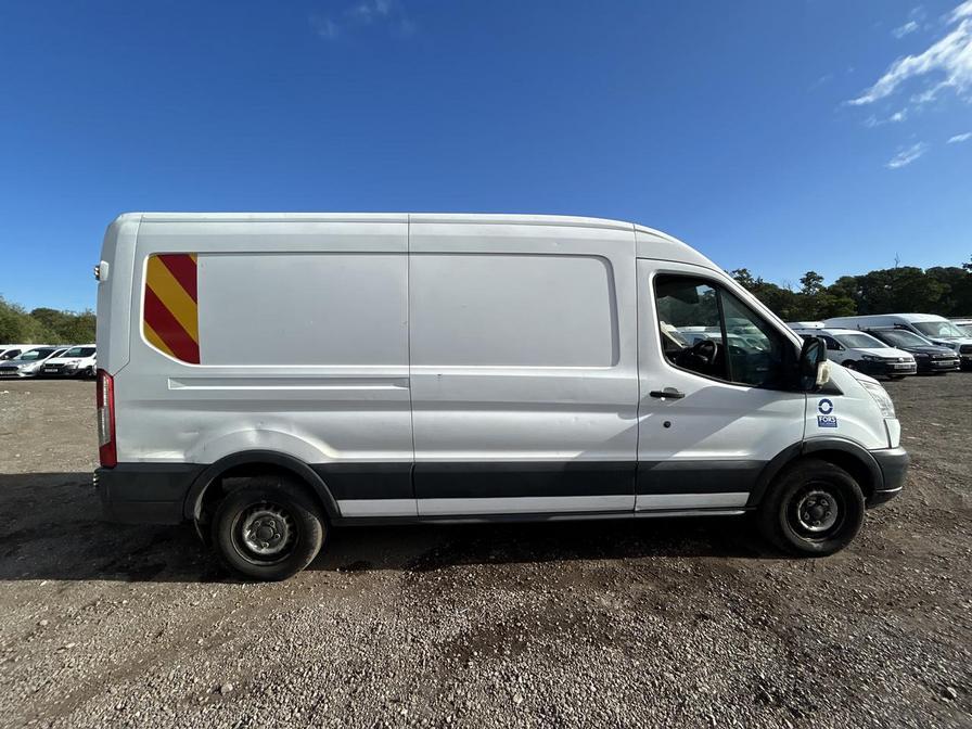 2015 Ford Transit Transit 350 – LM15YKP