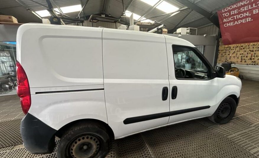 2018 Vauxhall Combo Combo 2300 CDTi – SA18RXS