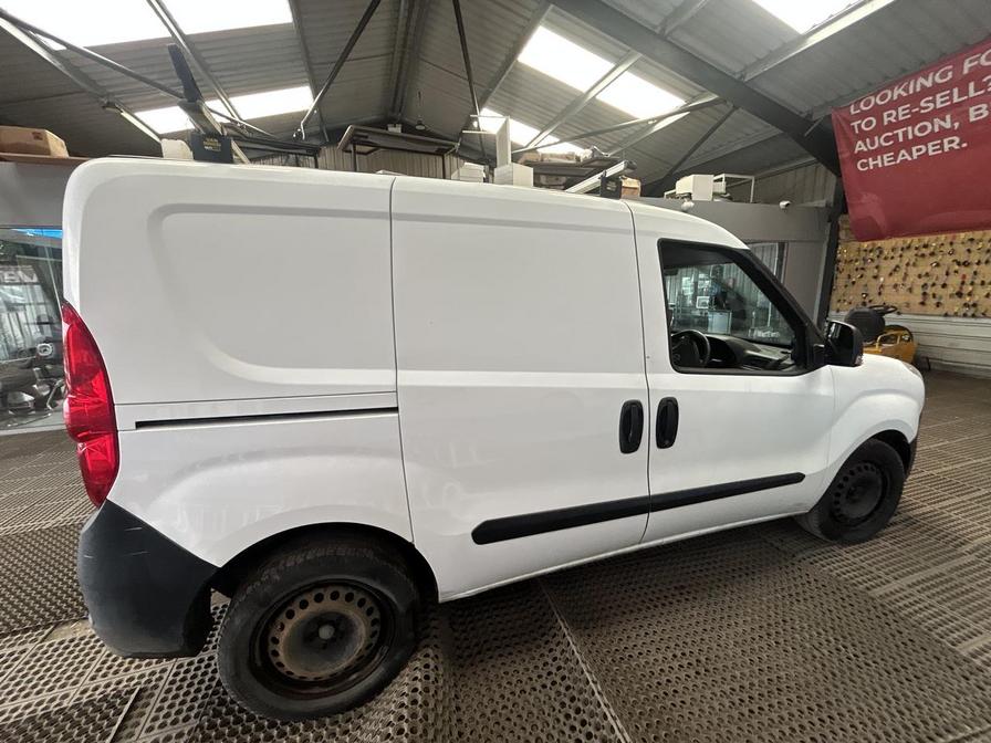2018 Vauxhall Combo Combo 2300 CDTi – SA18RXS