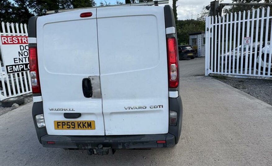 2010 Vauxhall Vivaro Vivaro  2900 CDTI LWB – FP59KKM
