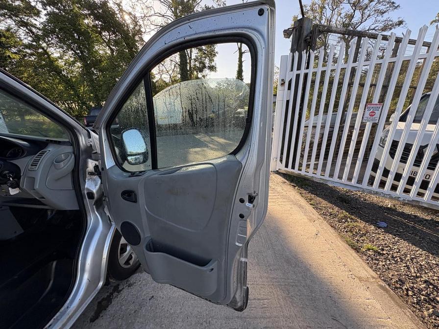 2013 Renault Trafic Trafic SL29 DCI – HN13EZD