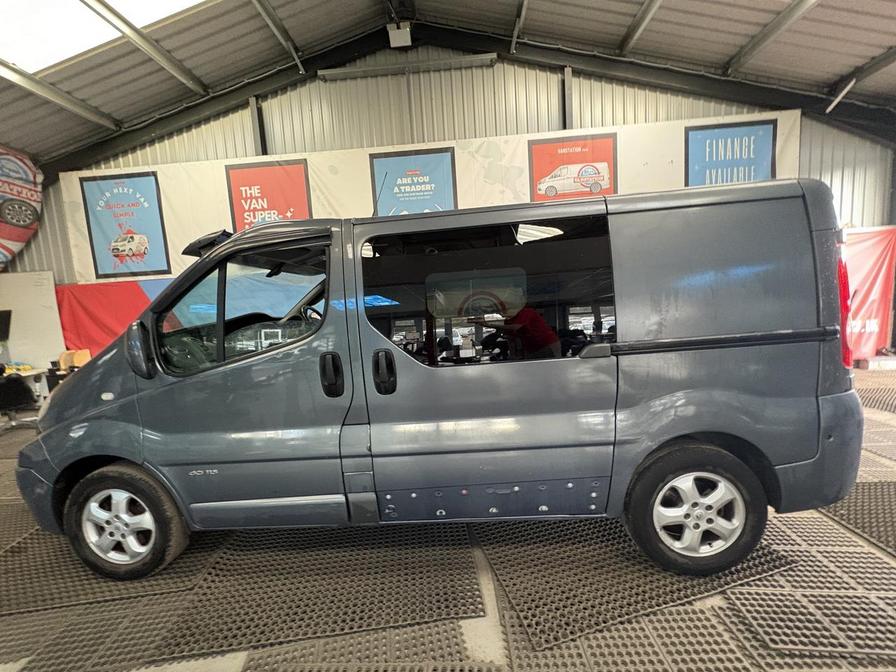 2014 Renault Trafic Trafic SL27 Sport DCI – GF14OUX