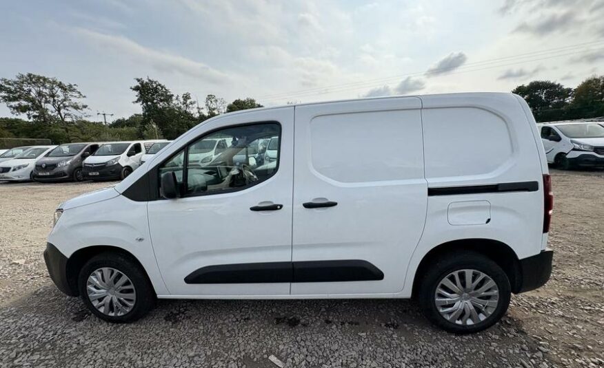 2021 Peugeot Partner Partner Professional L1 Blue HDi – NY21DLU