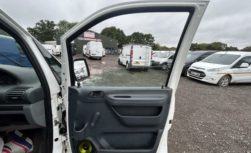 2007 Peugeot Expert Expert 815D – LS56ZGX