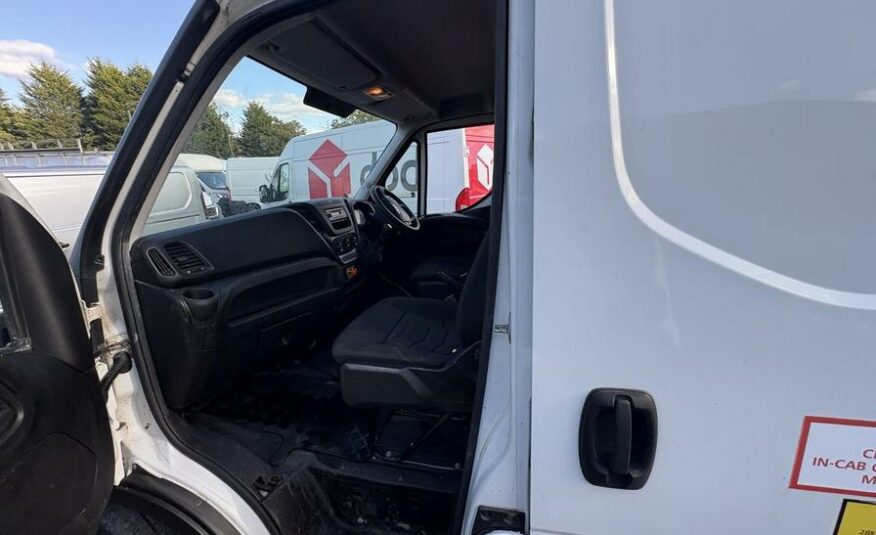 2015 Iveco Daily Daily 35S13 MWB – GM15MFU