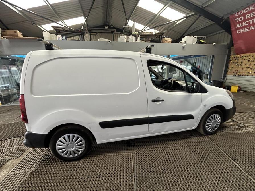 2018 Citroen Berlingo Berlingo 625 LX Blue HDi – LF68VNT