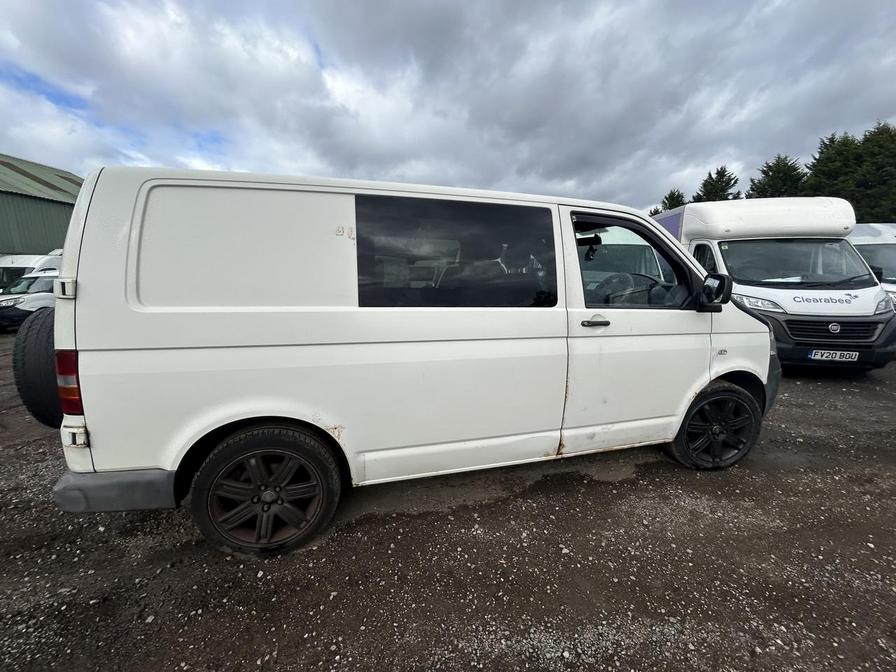 2009 Volkswagen Transporter Transporter T28 102 TDI SWB – VO09SZR