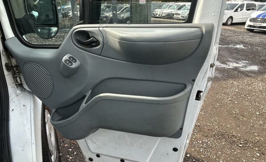 2007 Ford Transit Transit 100 15-Seat RWD – FY07WRT
