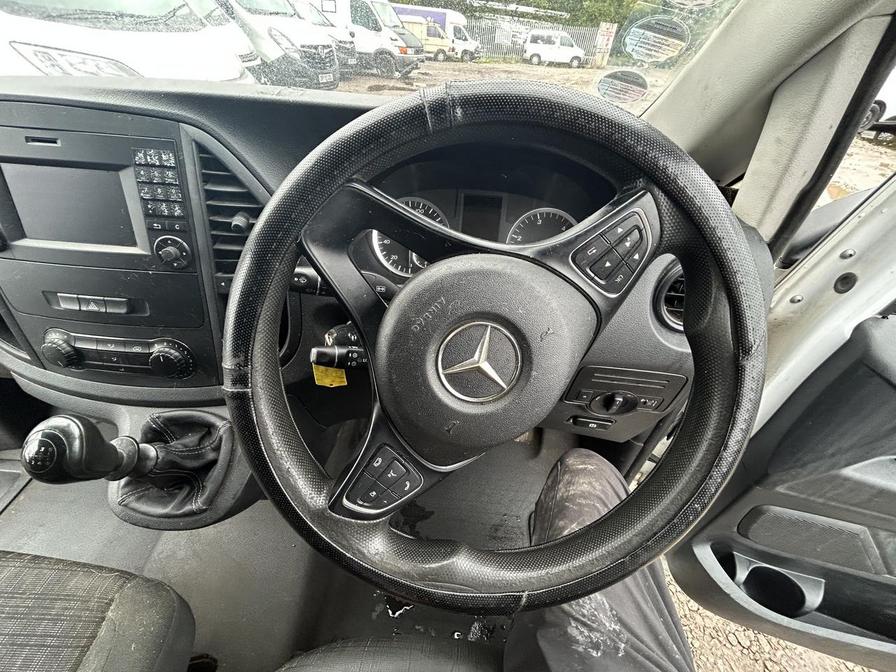 2015 Mercedes-Benz Vito Vito 111 CDi – DF65CYW