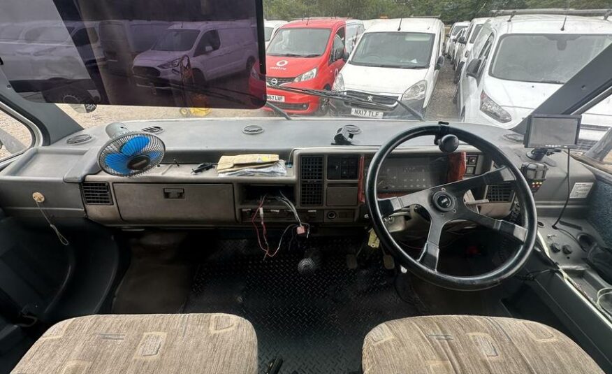 1990 Talbot Express Express 1500 P – H929YYW