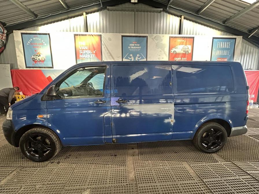 2007 Volkswagen Transporter Transporter T30 102 TDI LWB – RJ07YDT