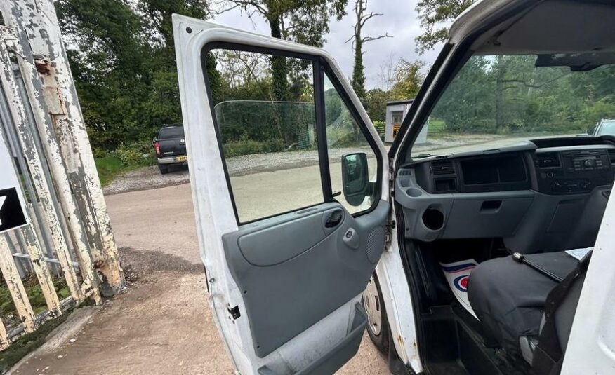 2008 Ford Transit Transit 115 T260 SWB FWD – WL58DNV