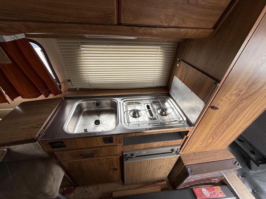 1988 Renault Trafic Trafic AS Camper – E57HLD