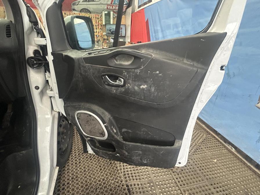2017 Vauxhall Vivaro Vivaro 2900 Sportive CDTi – DU17FKT