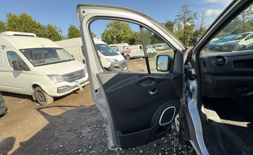 2018 Vauxhall Vivaro Vivaro  2700 Sportive CDTI – KY18EVX