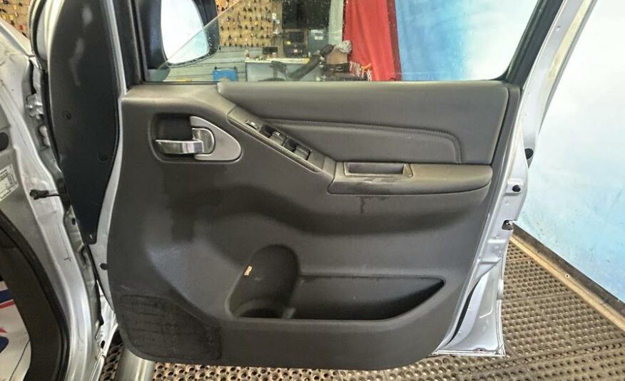 2013 Nissan Navara Navara Tekna dCi – PK63KHG