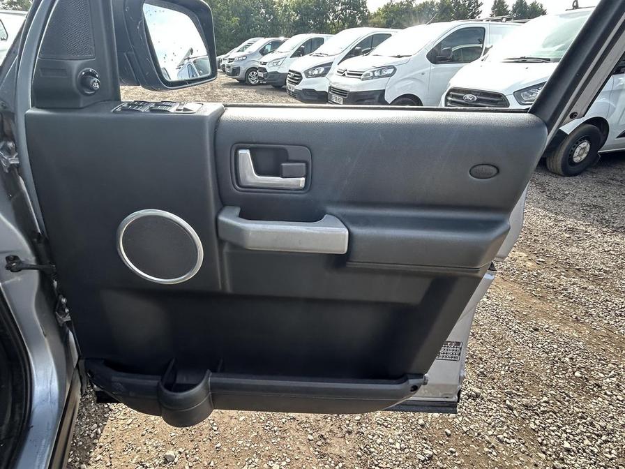 2008 Land Rover Discovery Discovery 3 MWB – YT08HJO