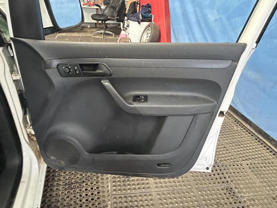 2015 Volkswagen Caddy Caddy C20 Startline TDI BlueMotion Technology – SX64CZG