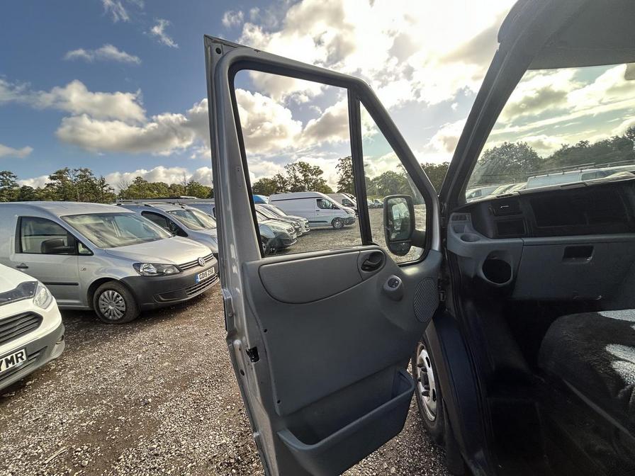 2011 Ford Transit Transit 85 T280 SWB FWD – ML61BMY