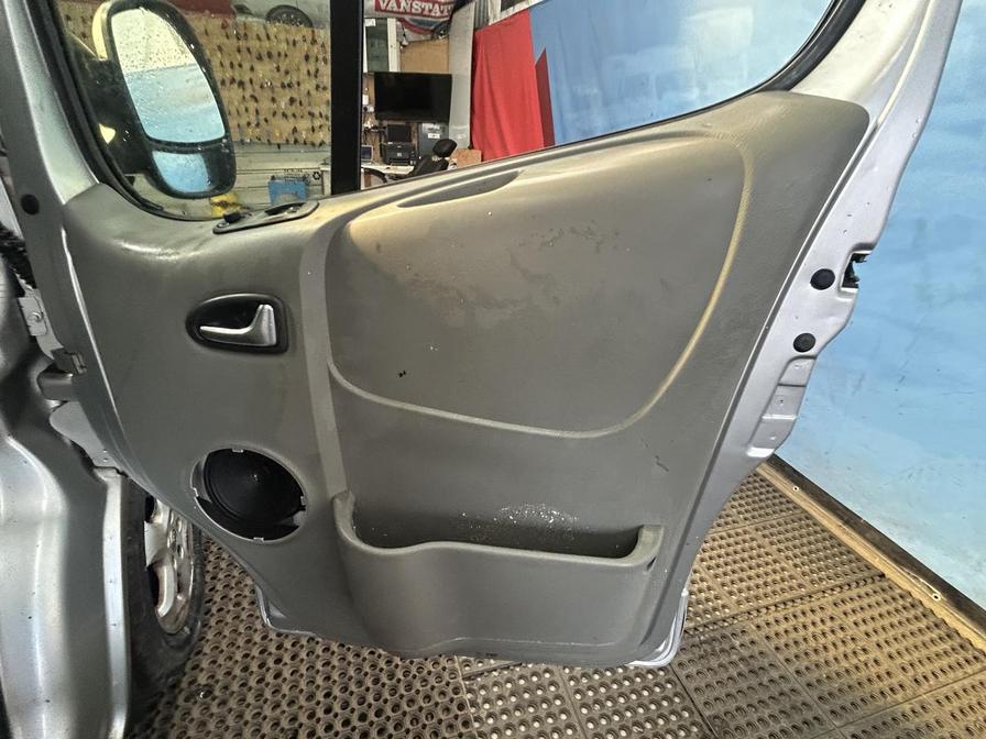 2013 Vauxhall Vivaro Vivaro 2700 Sportive CDTi SWB – DX13VSO