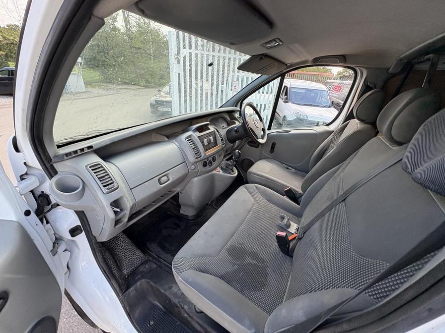 2010 Vauxhall Vivaro Vivaro 2900 CDTI LWB – FP59KKM