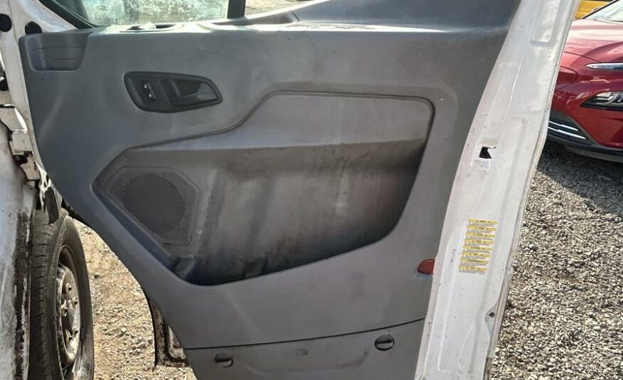 2015 Ford Transit Transit 350 – LM15YKP