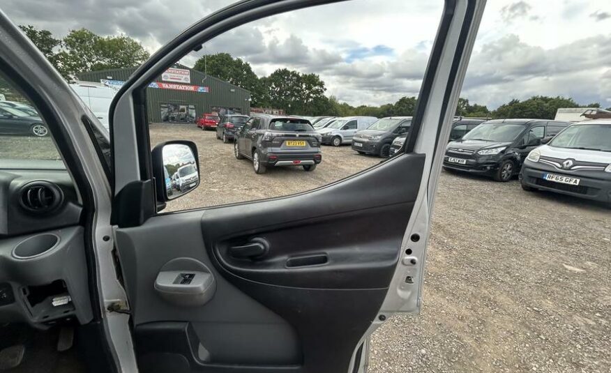 2010 Nissan NV200 NV200 SE DCI – LM60KCY