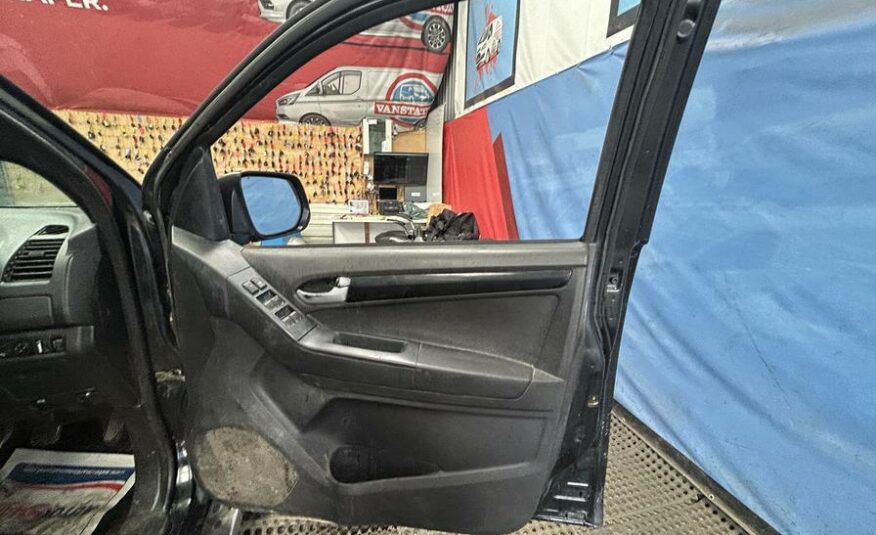 2015 Isuzu D-Max D-Max Blade Double Cab Twin T TD – GD15RWE