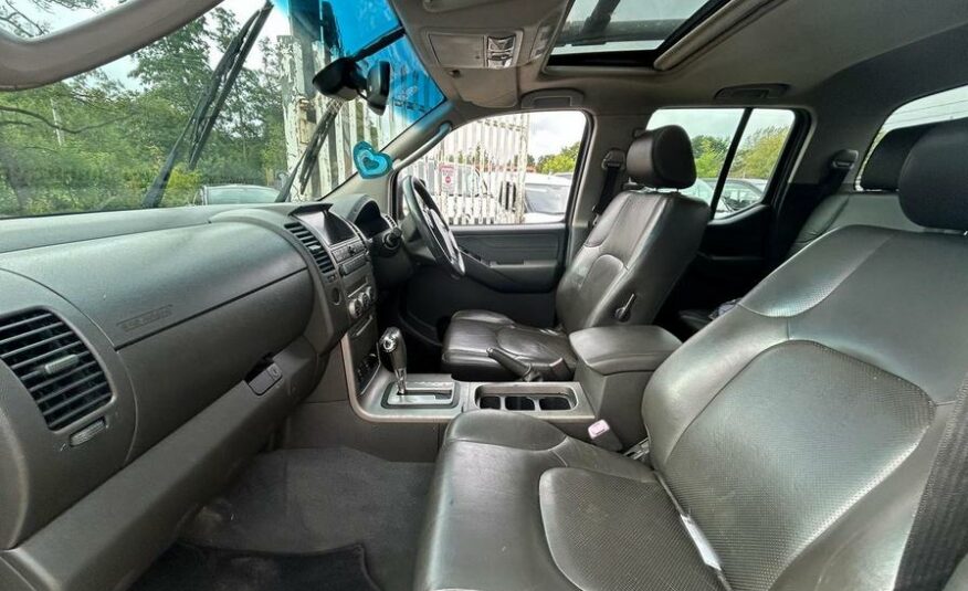 2009 Nissan Navara Navara Aventura Double Cab dCi Auto – YT09UDP