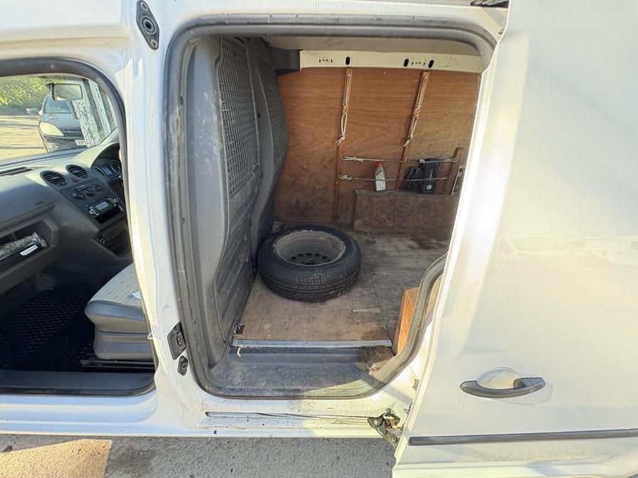 2011 Volkswagen Caddy Caddy C20 TDI 102 – RO11OAX