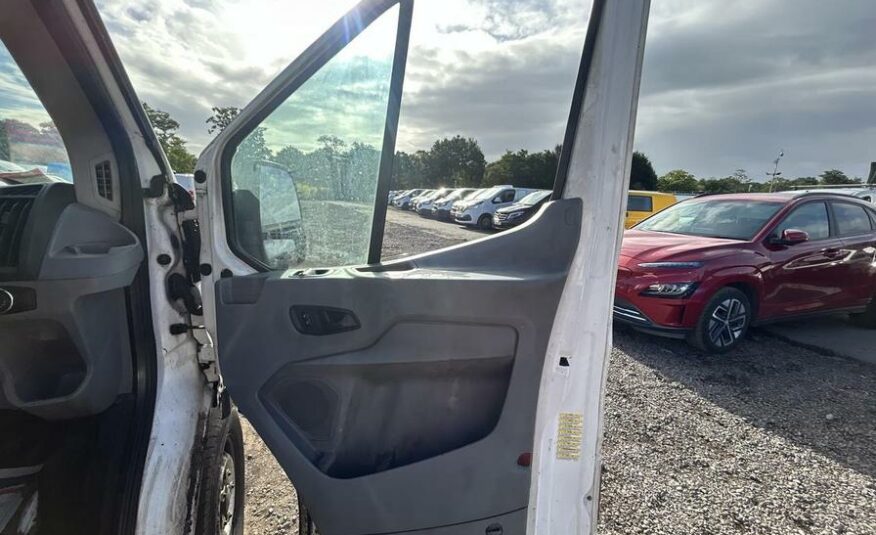 2015 Ford Transit Transit 350 – LM15YKP