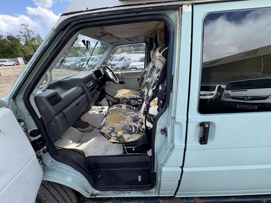 2001 Volkswagen Transporter 800 Special TD SWB – Y83MJN